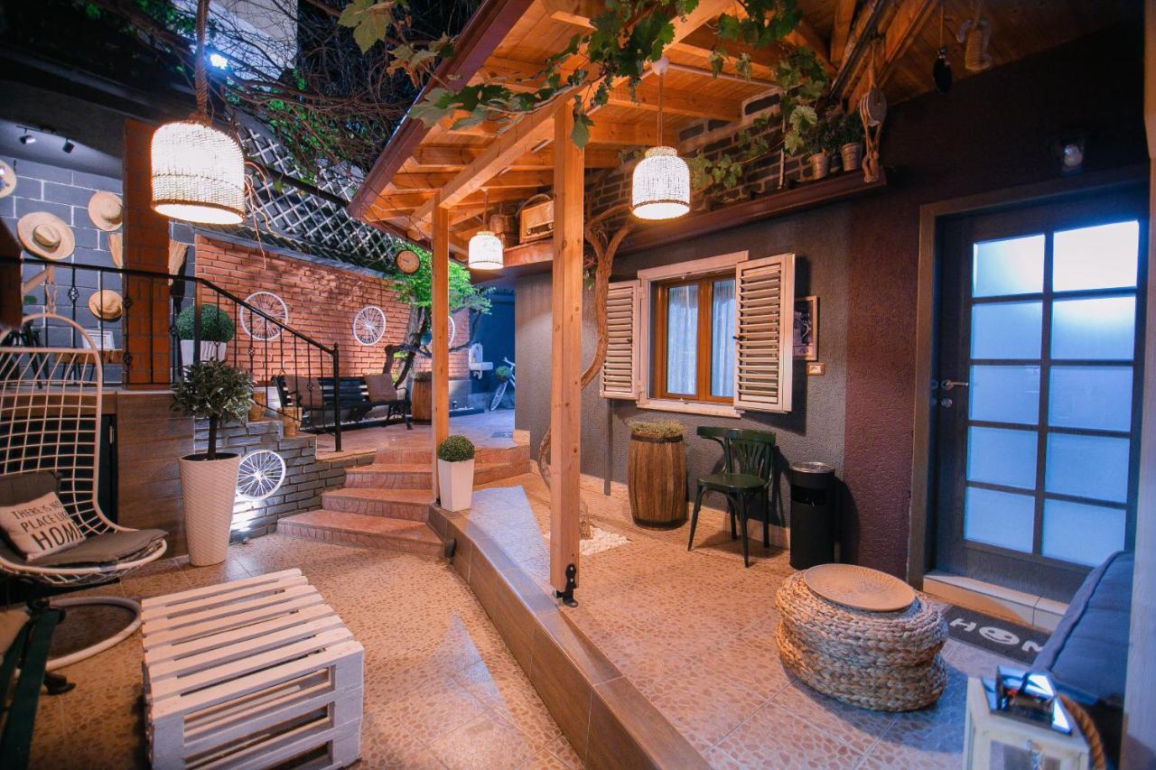 Villa Elezi Korce Bagian luar foto