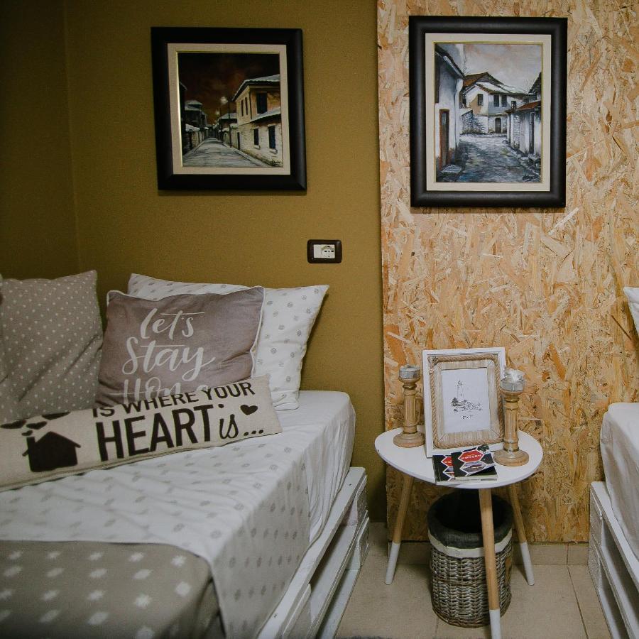 Villa Elezi Korce Bagian luar foto