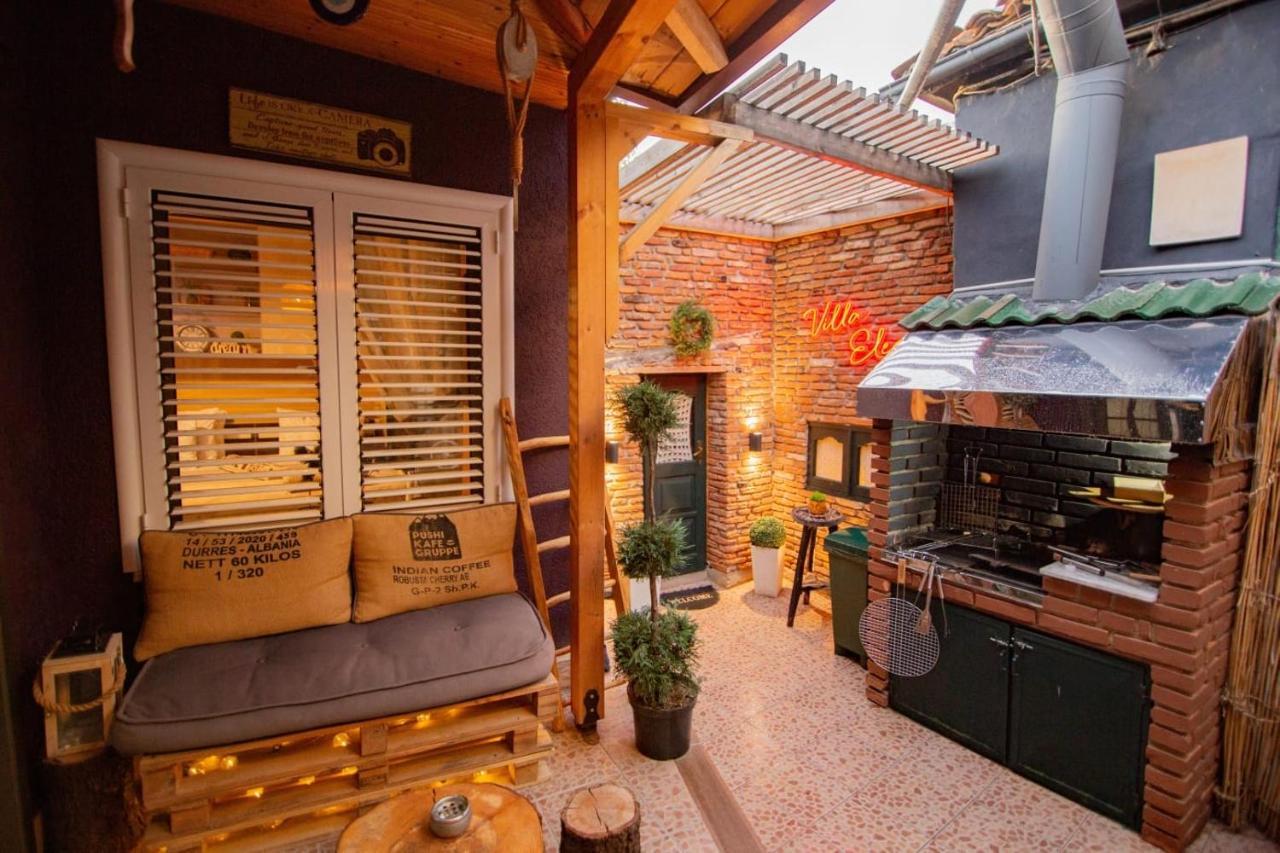 Villa Elezi Korce Bagian luar foto