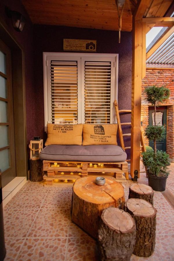 Villa Elezi Korce Bagian luar foto