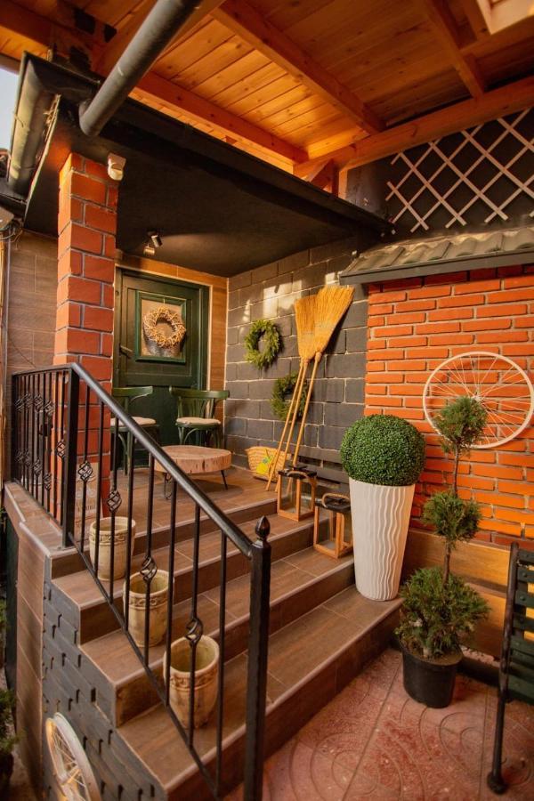 Villa Elezi Korce Bagian luar foto