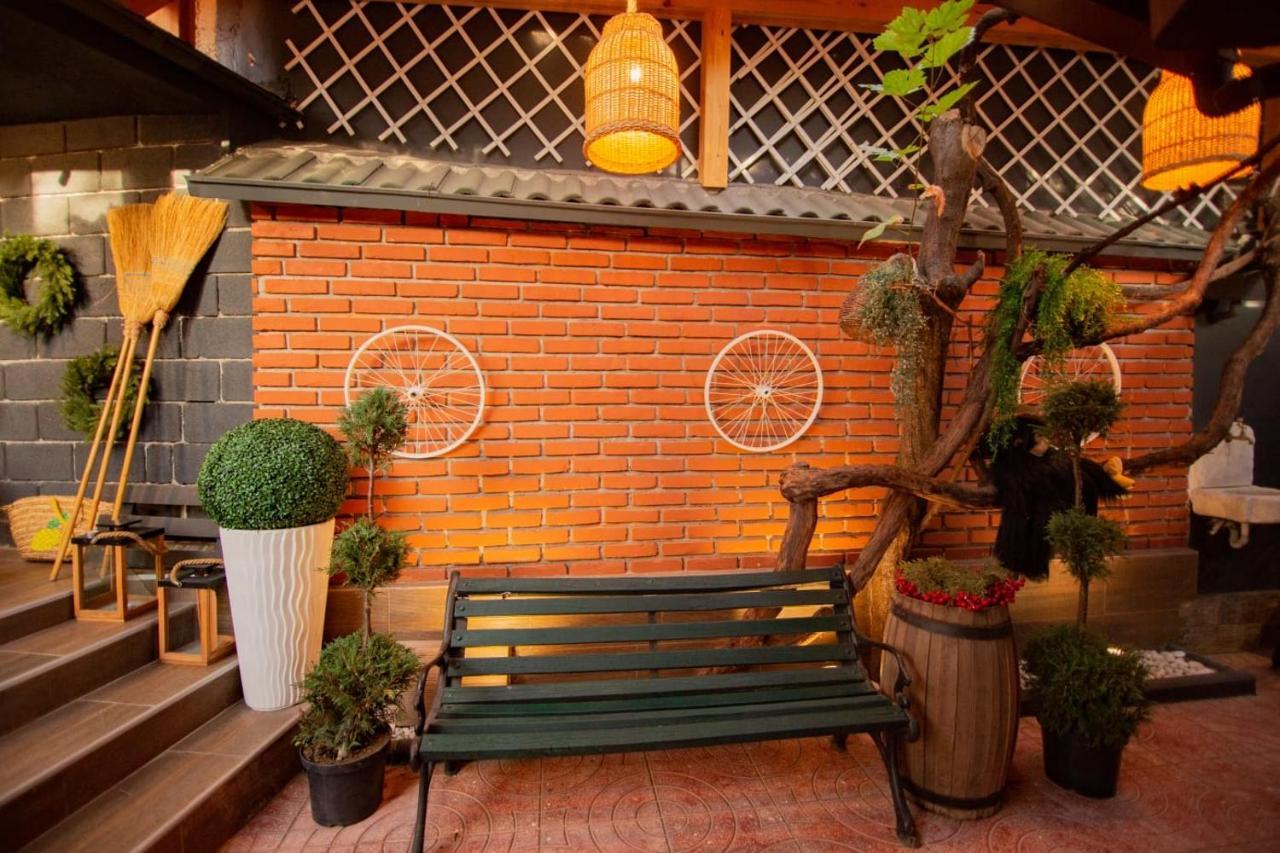 Villa Elezi Korce Bagian luar foto